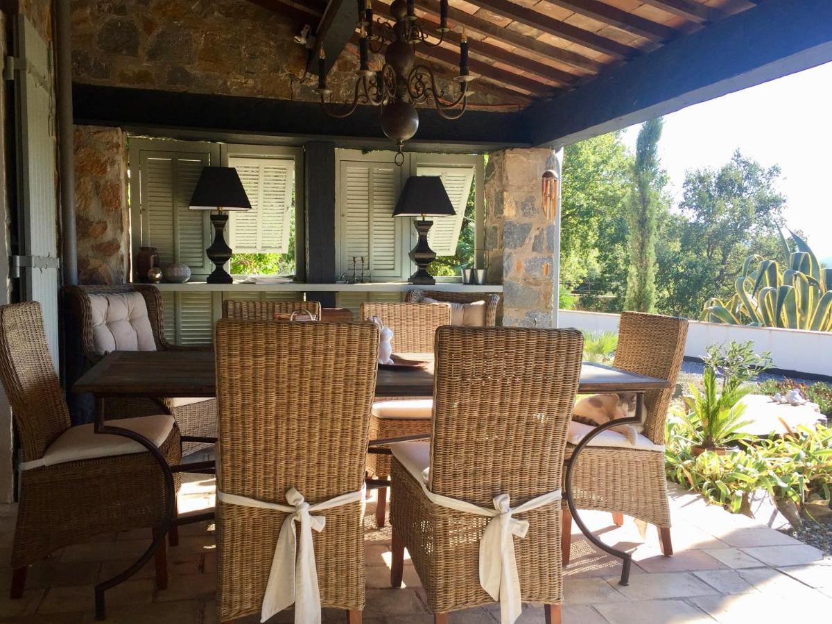 Les Aurochs Bed & Breakfast Grimaud Exterior photo