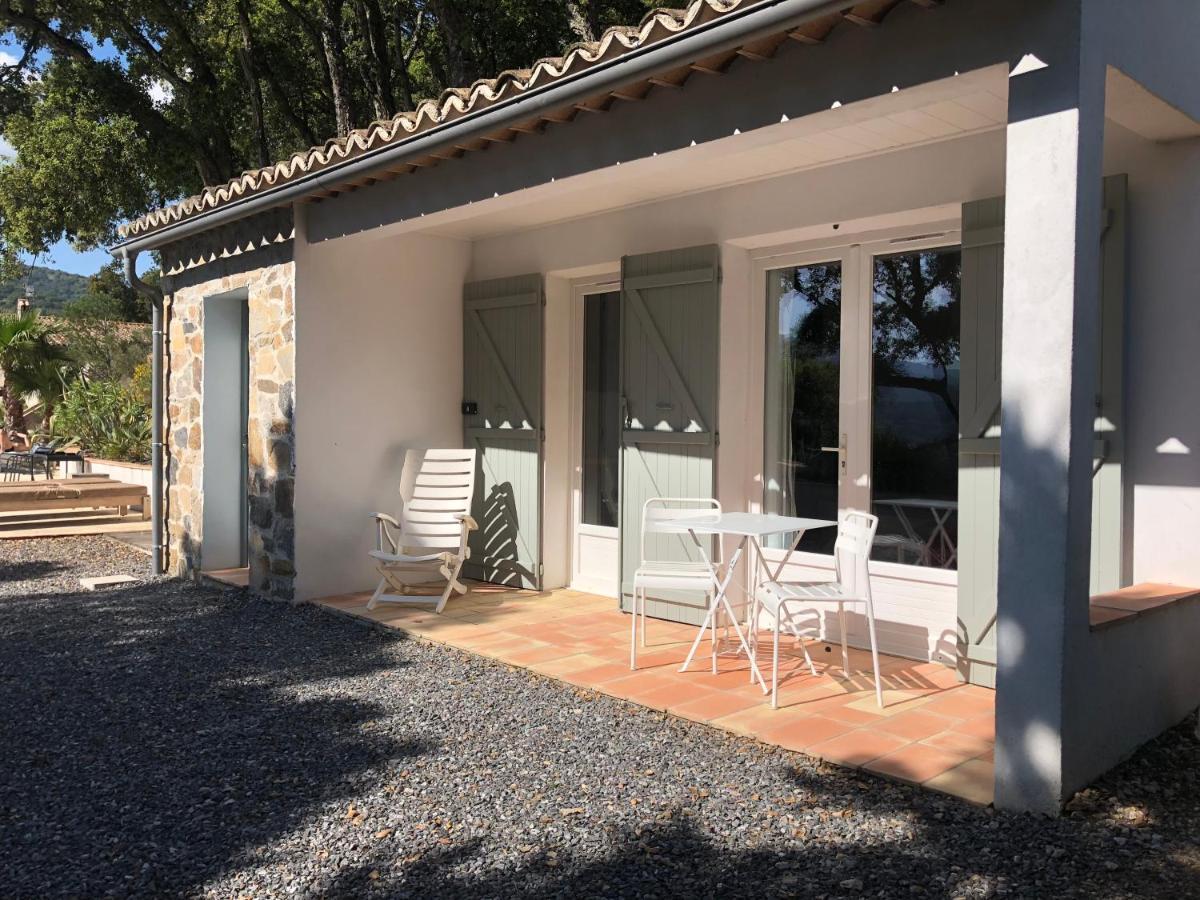 Les Aurochs Bed & Breakfast Grimaud Exterior photo