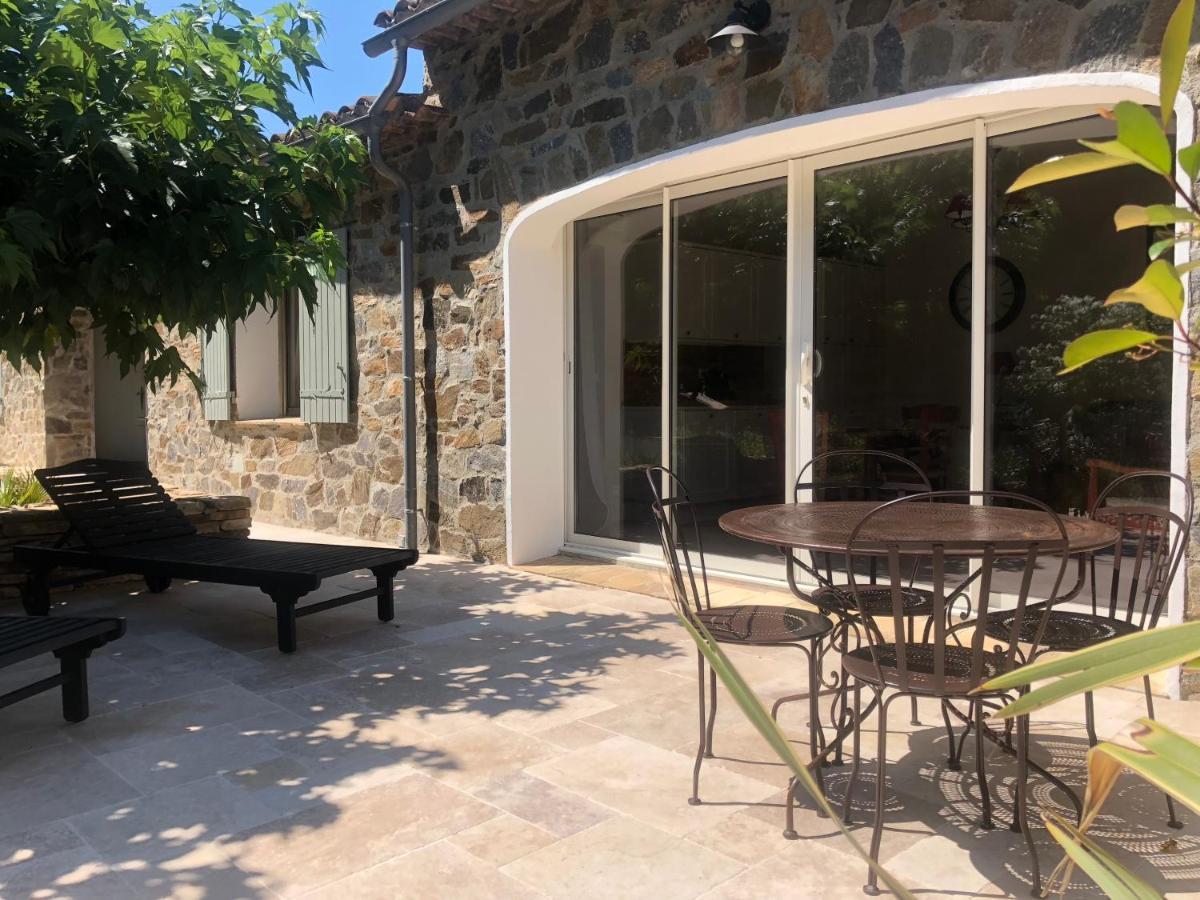 Les Aurochs Bed & Breakfast Grimaud Exterior photo