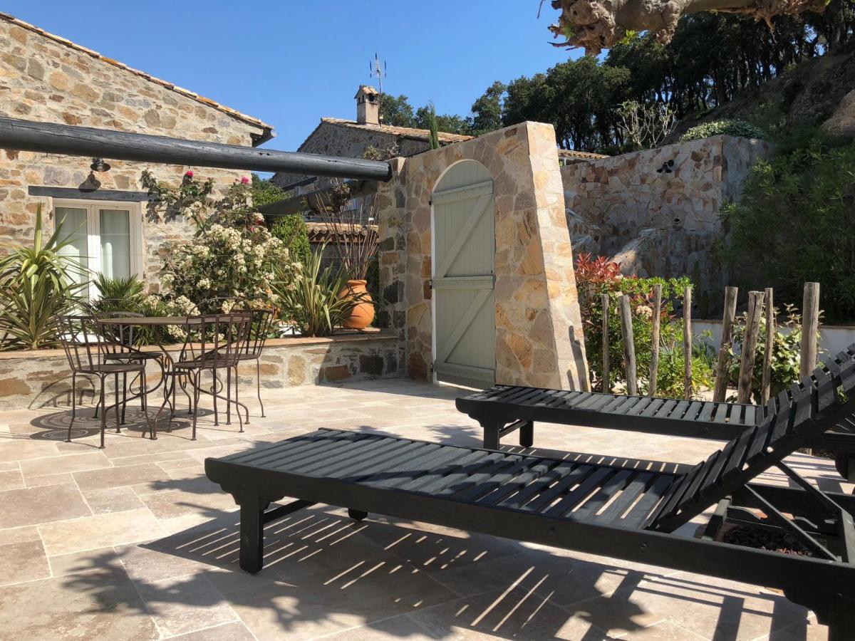 Les Aurochs Bed & Breakfast Grimaud Exterior photo