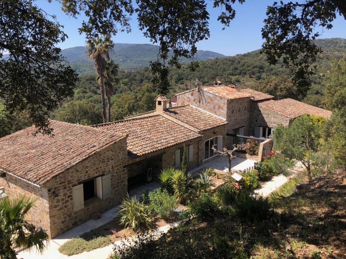 Les Aurochs Bed & Breakfast Grimaud Exterior photo